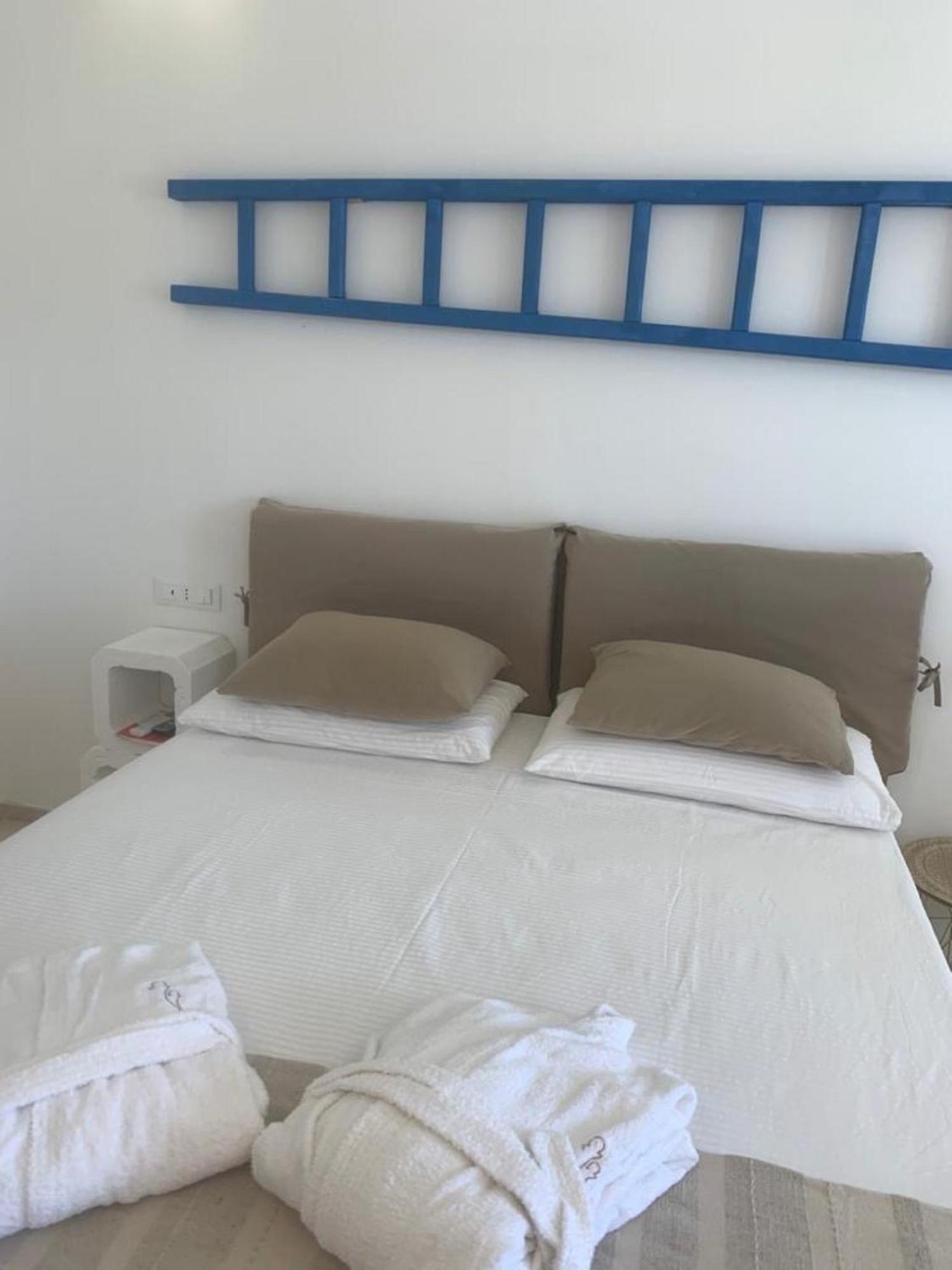 Feudi Mandolivo Bed and Breakfast Ostuni Buitenkant foto
